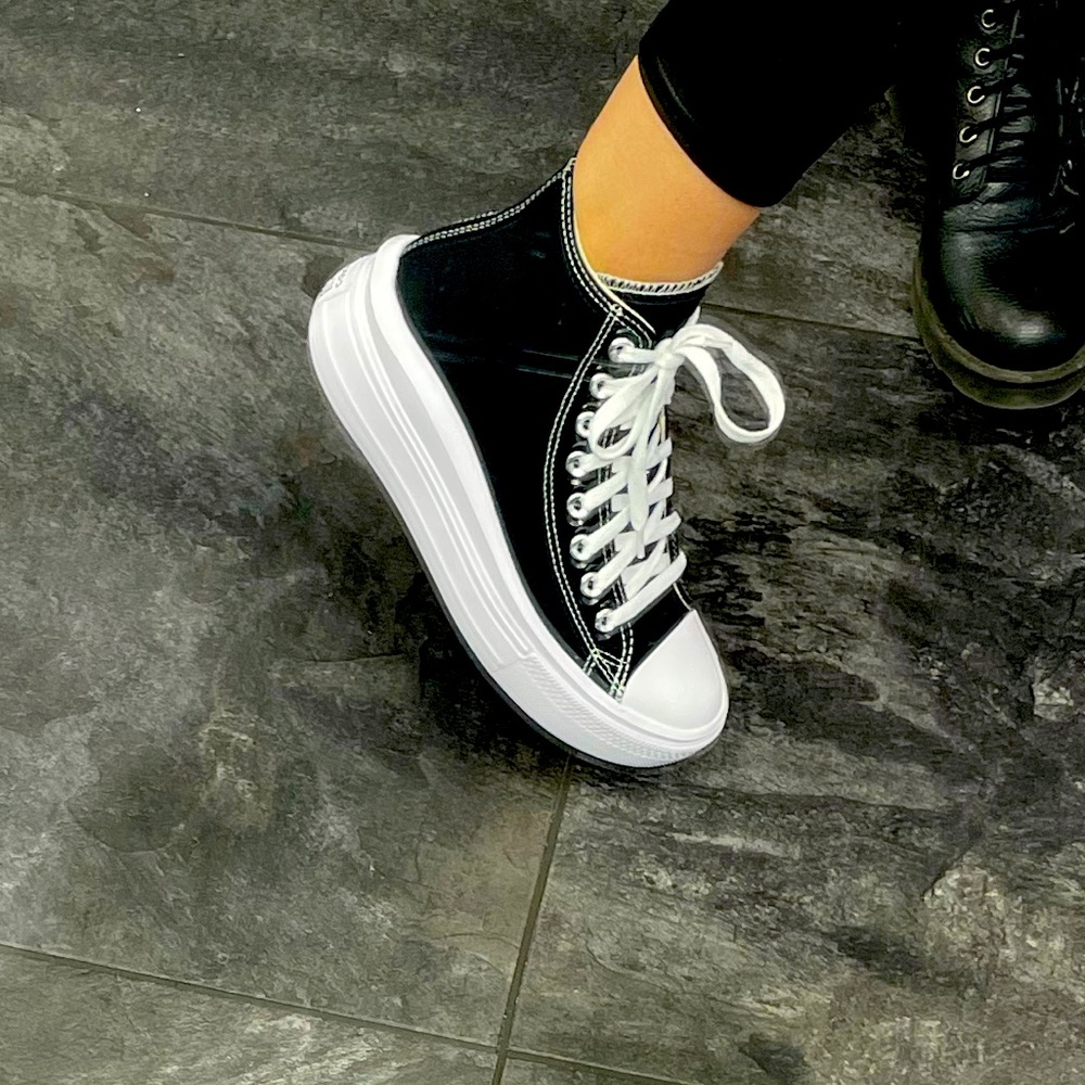 Black High Top Platform Converse size 8